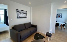 2-Bedroom Apartment For 4 People Near The Beach